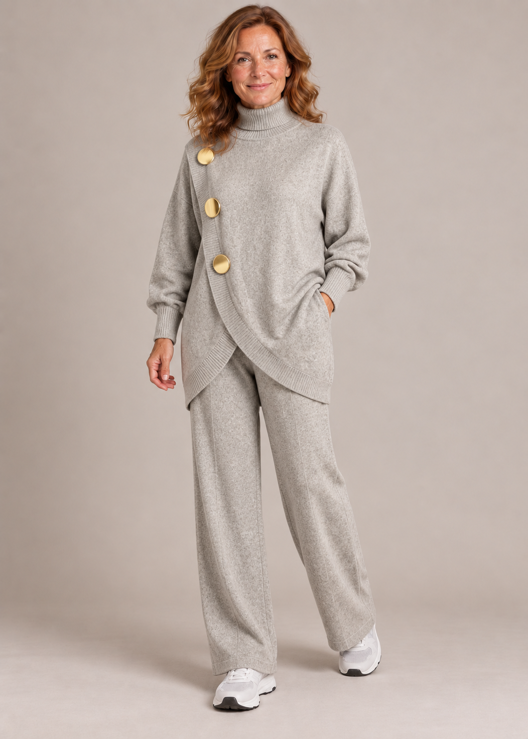 Margaret™ | Set di due pezzi in maglia con dettagli asimmetrici e bottoni