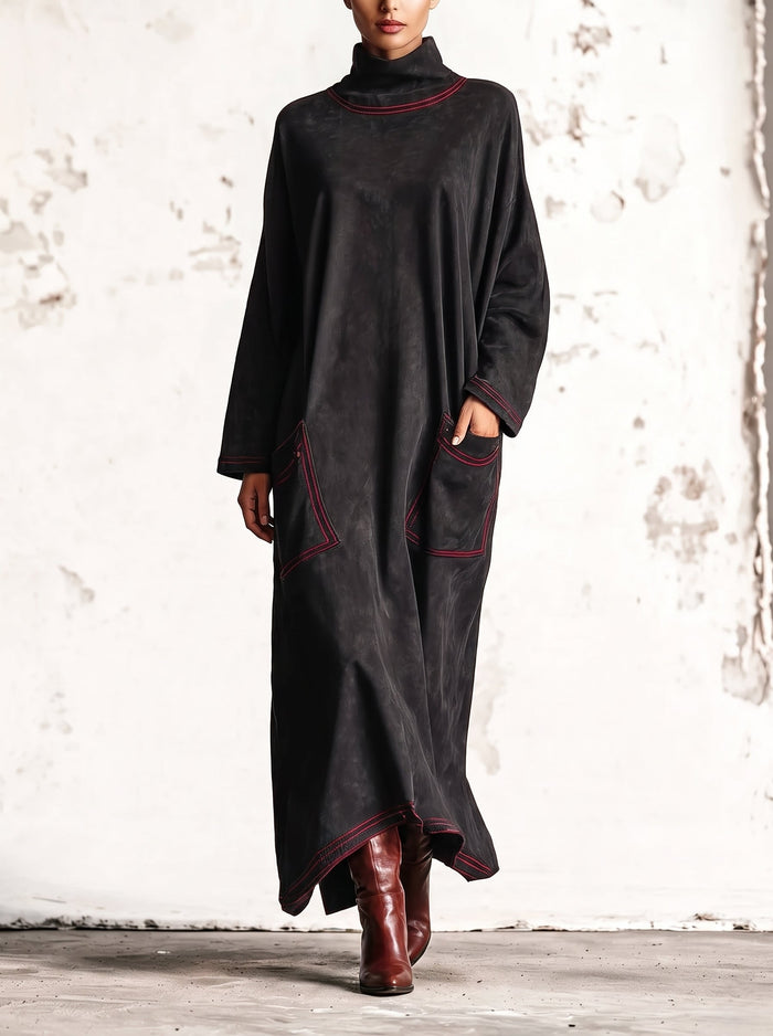 Concepcion | Abito lungo in suede sintetico nero con dettagli a contrasto rossi e tasche applicate