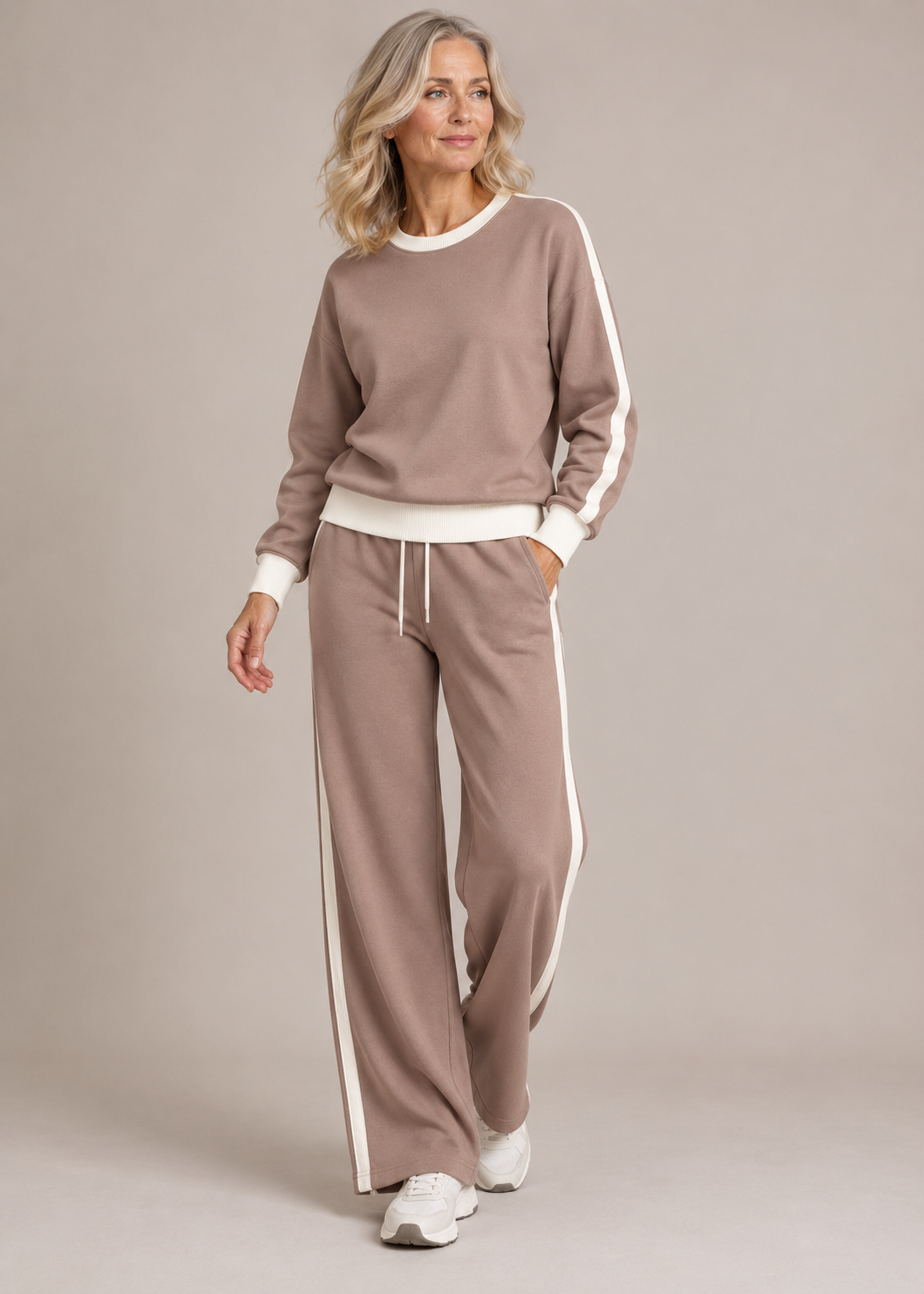 Victoria™ | Set Lounge a Due Pezzi con Dettagli a Contrasto