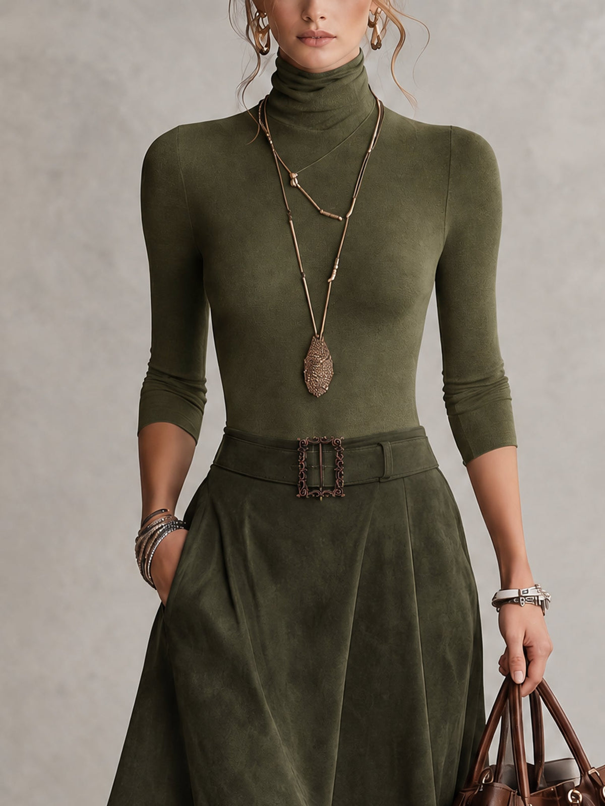 Amparo | Completo Verde con Top a Collo Alto e Gonna Midi Asimmetrica in Similpelle Scamosciata (Inclusa Cintura)