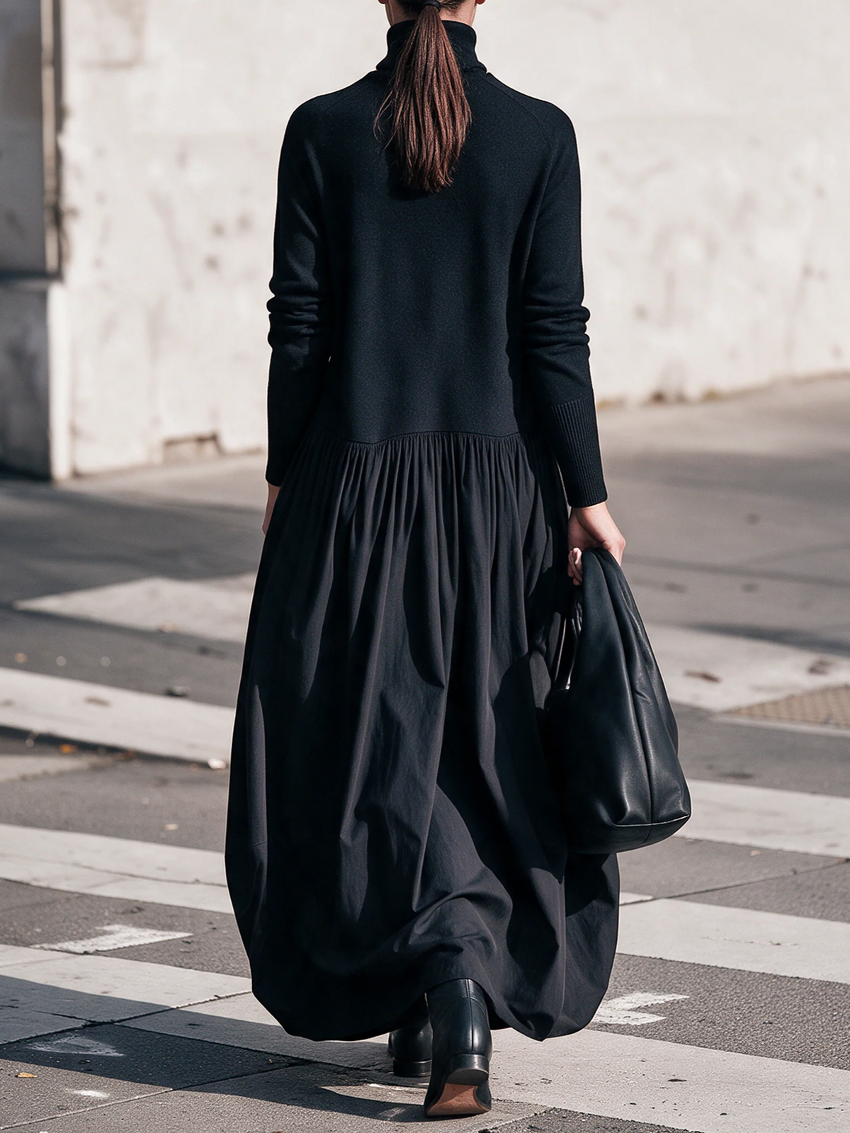 Lore | Abito lungo oversize con collo alto e ampie tasche