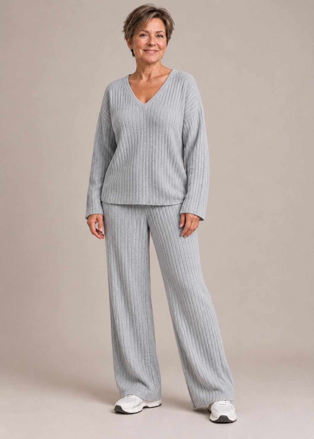 Addison™ | Set di Due Pezzi con Collo a V Morbido e Ribbato