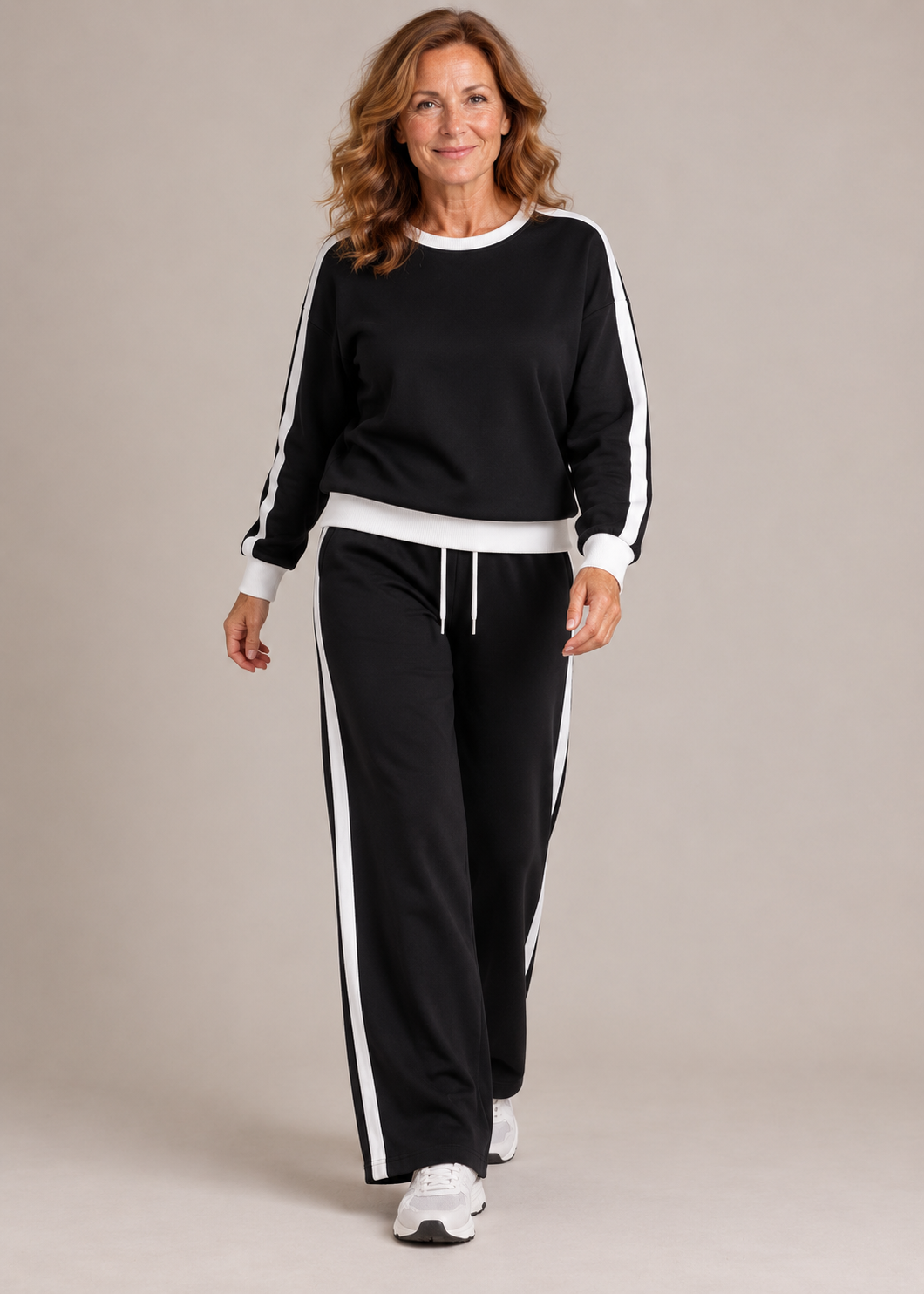 Victoria™ | Set Lounge a Due Pezzi con Dettagli a Contrasto