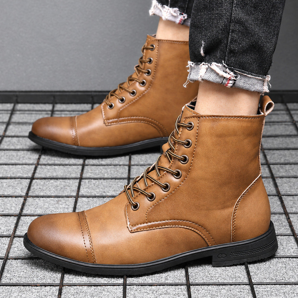 Bennett | Stivaletti stringati dal design classico