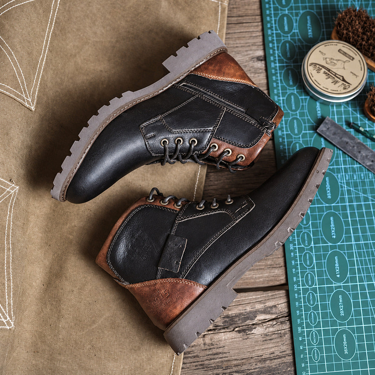 Harvey | Stivaletti stringati in stile vintage