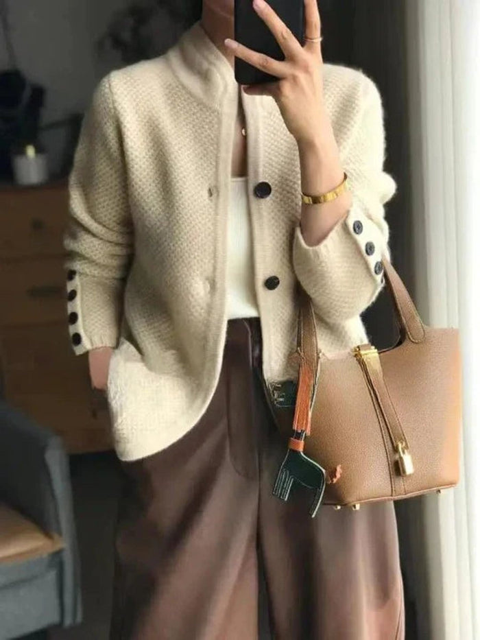 Penelope | Cardigan in Lana con Bottoni